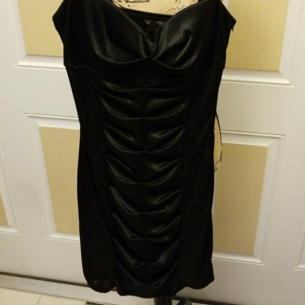 NWOT  Beautiful, Sexy, Fun Black Dress